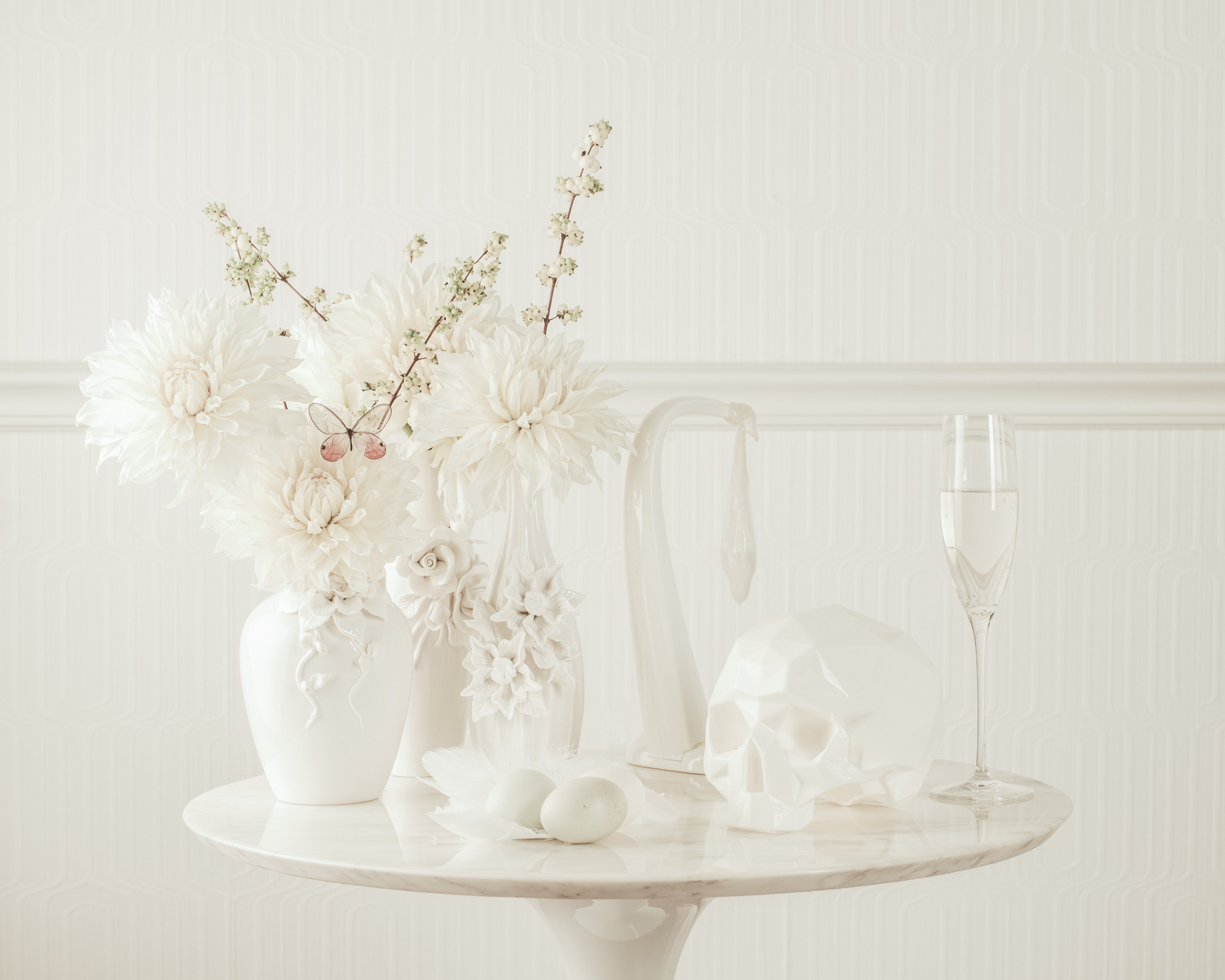 Vanitas - White 02